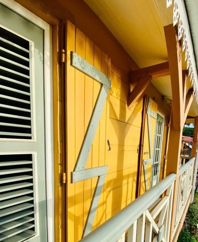 Habitation Baliache - Maison Creole Avec Jardin Privatif, Plage A 200M Deshaies Zewnętrze zdjęcie